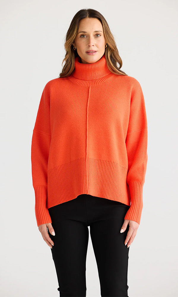 SOPH- Turtle Neck Knit