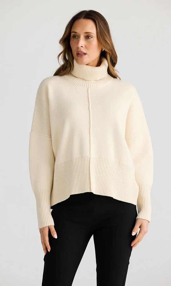 SOPH- Turtle Neck Knit