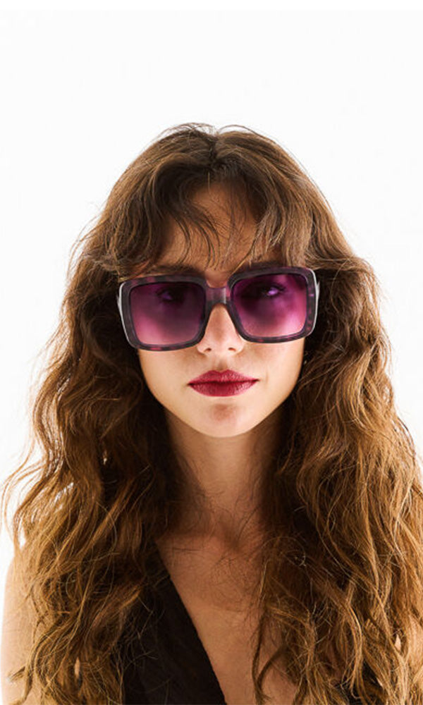 ALESSIA- SQ Butterfly