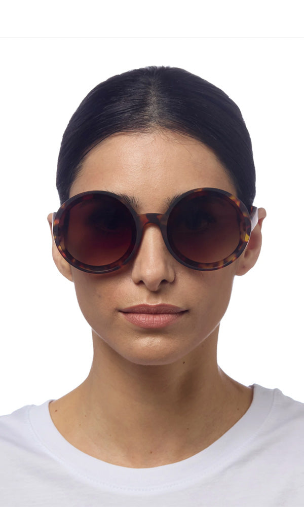 MONICA- Round Glasses