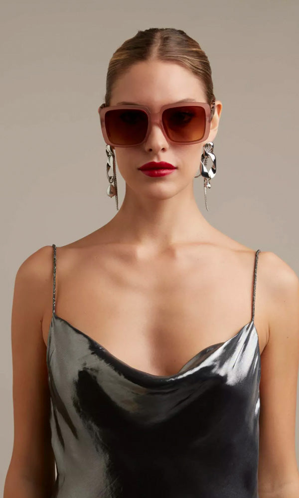 ALESSIA- SQ Butterfly