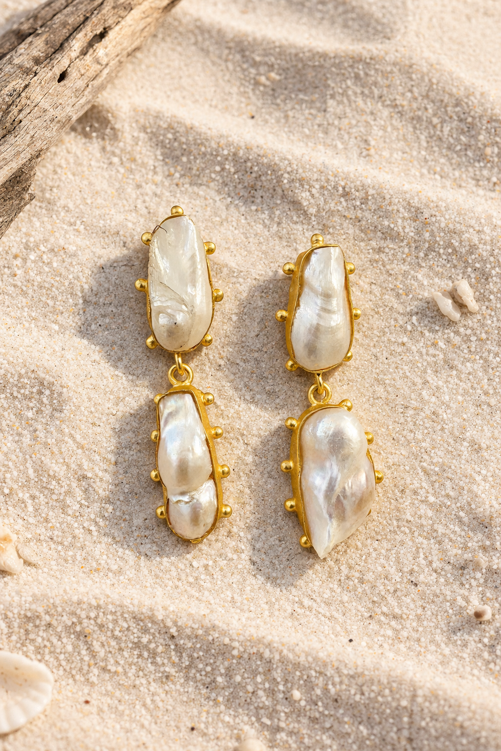 MONTIE- Stud Earring