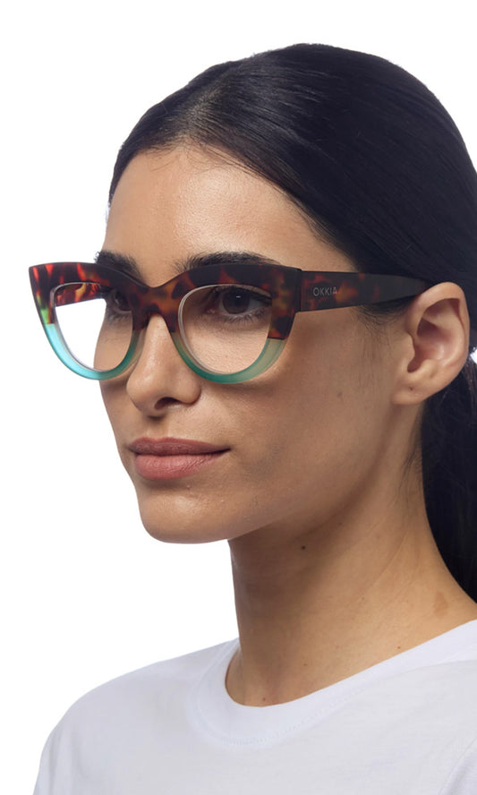 CLAUDIA-Big Cat Eye