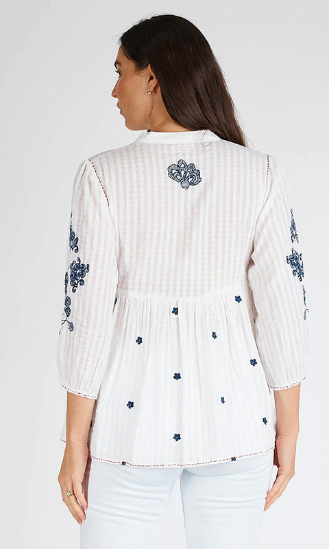 DENVER- Embroidered Top