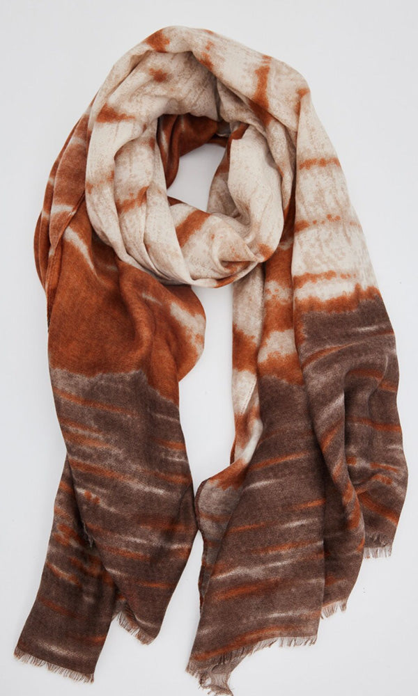 holiday life penelope scarf clay