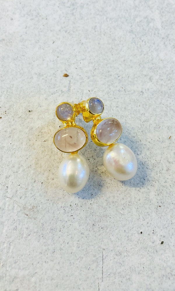 PEARL STUD- Earrings