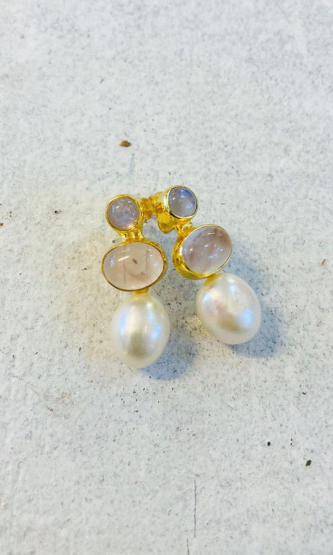 PEARL STUD- Earrings