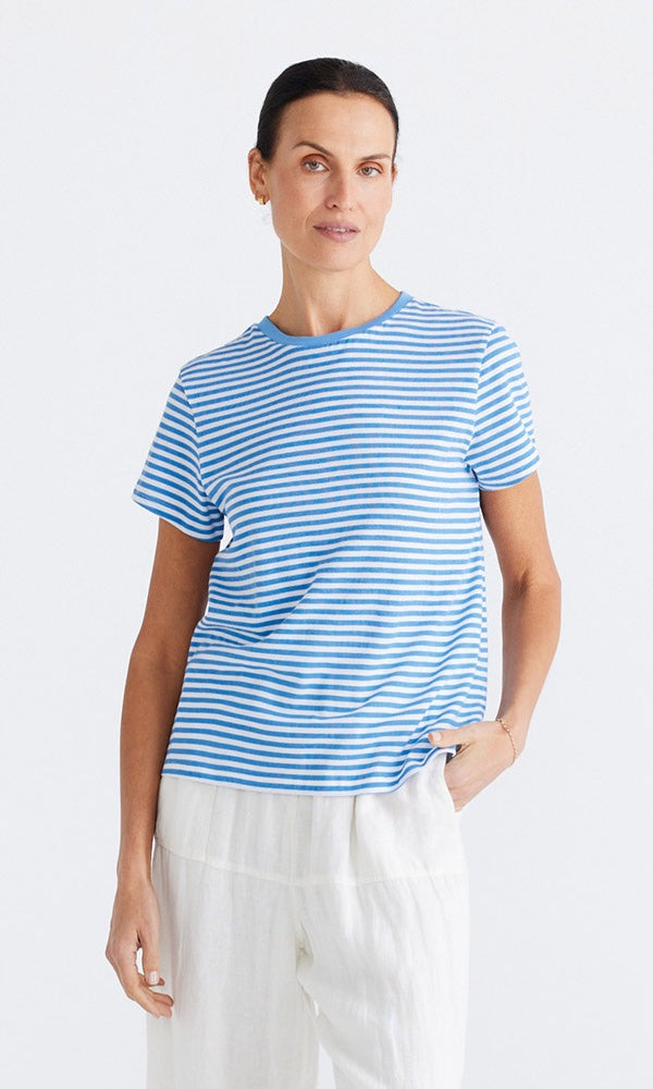 ESSENTIAL- Stripe Tee